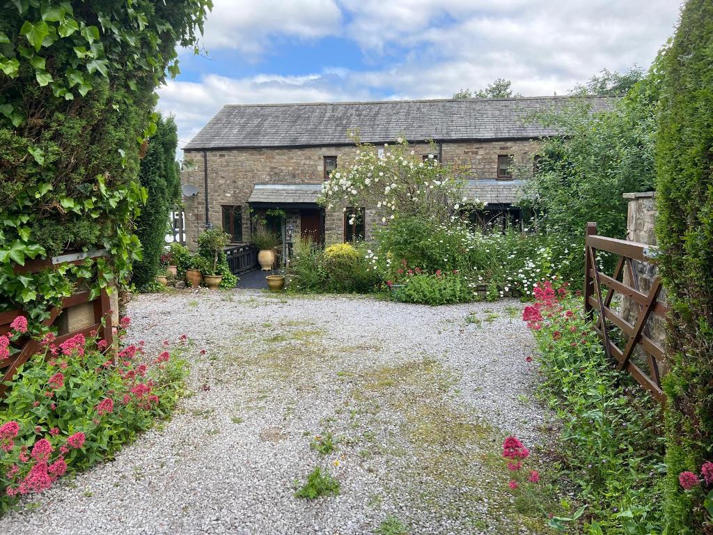 Hornby Road, Claughton, Lancaster, LA2 9LA