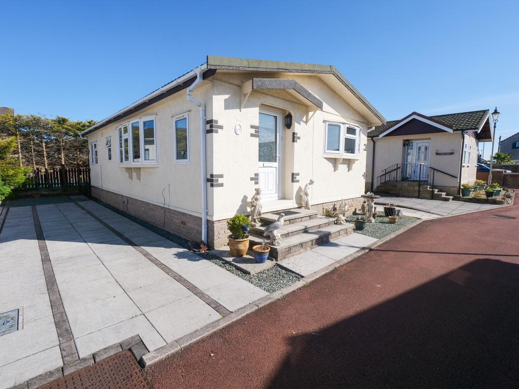 Westcliffe Grove Park, Morecambe, LA3 3AU